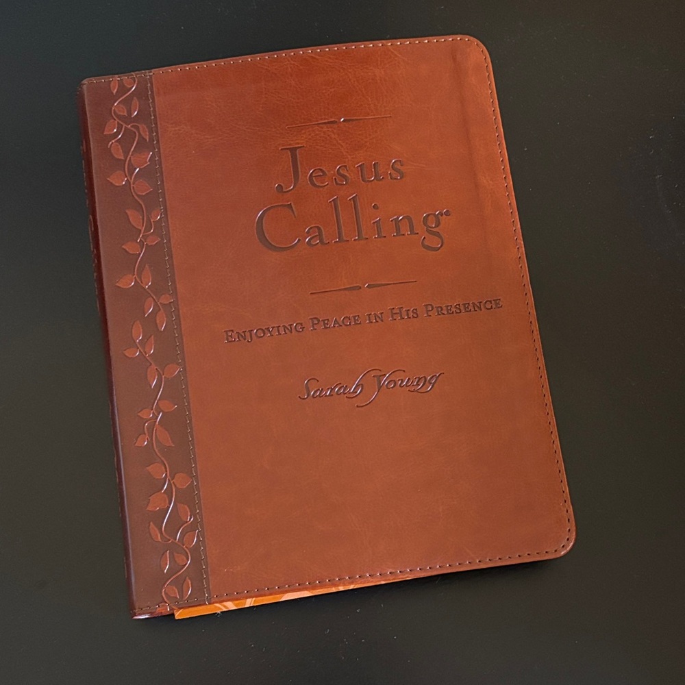 Jesus calling Leather Devotional Book Sarah young